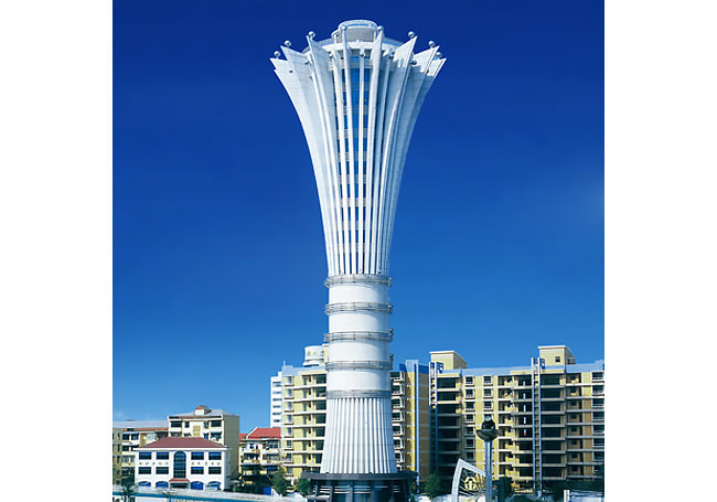 新世紀體育中心火炬塔（五城會標志性建筑）